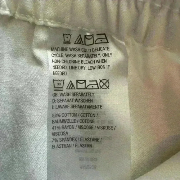 Isaac Mizrahi Live! Tall 24/7 Stretch Crop Pants with Pockets 14 TALL White - Picture 8 of 16